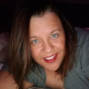 Meet your Posher, Michele